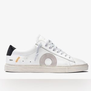 Oliver Cabell Tiger Low